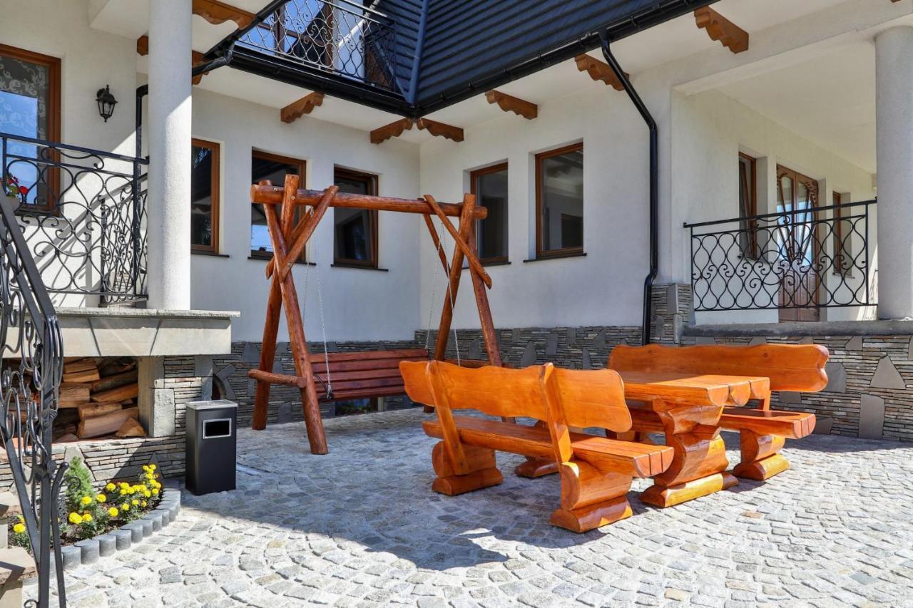 Pokoje Goscinne Roztoka Poronin Εξωτερικό φωτογραφία